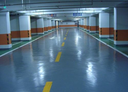地下停車場地坪漆避免劃痕問題，這1點(diǎn)才是關(guān)鍵