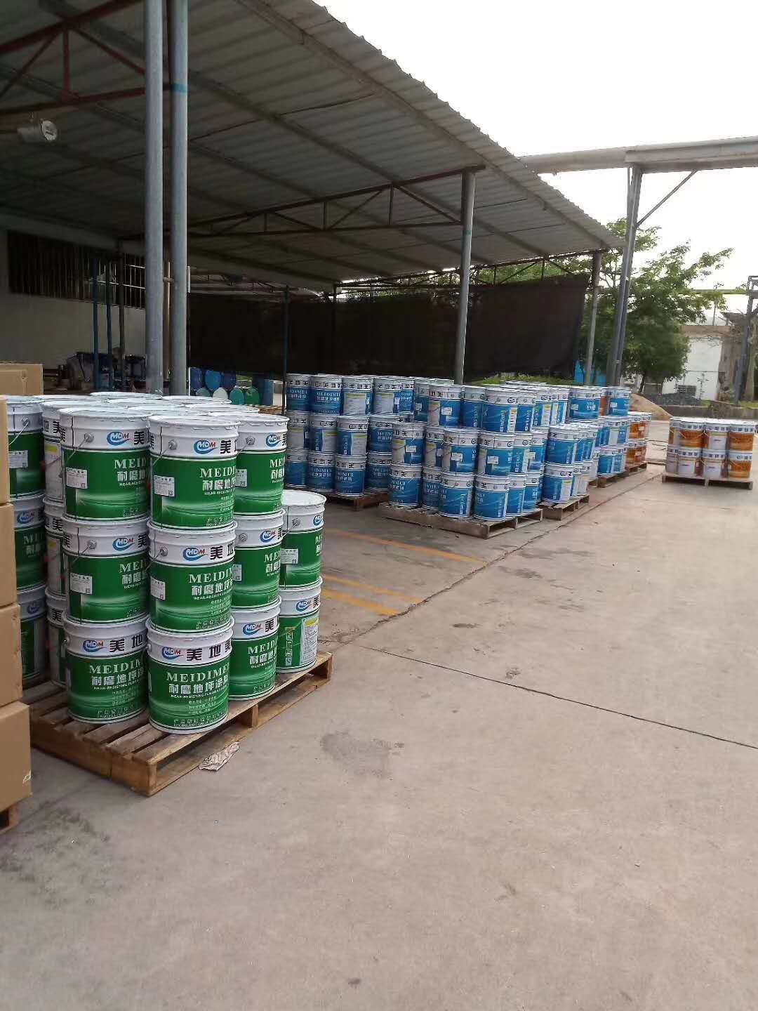 環(huán)氧自流平地坪漆施工價(jià)格包工包料多少錢(qián)